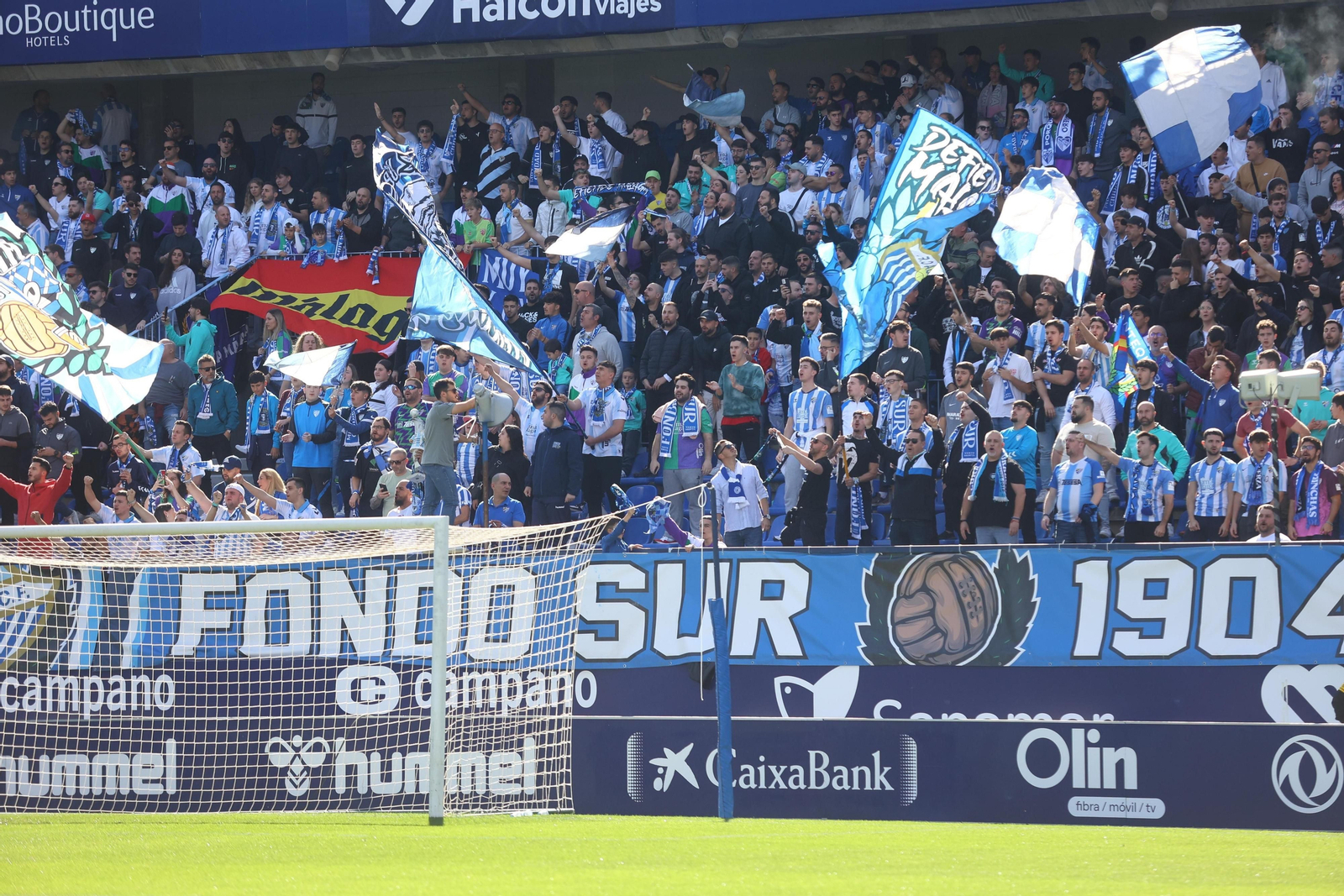 Búscate en las gradas de La Rosaleda en el Málaga CF - Recreativo de Huelva