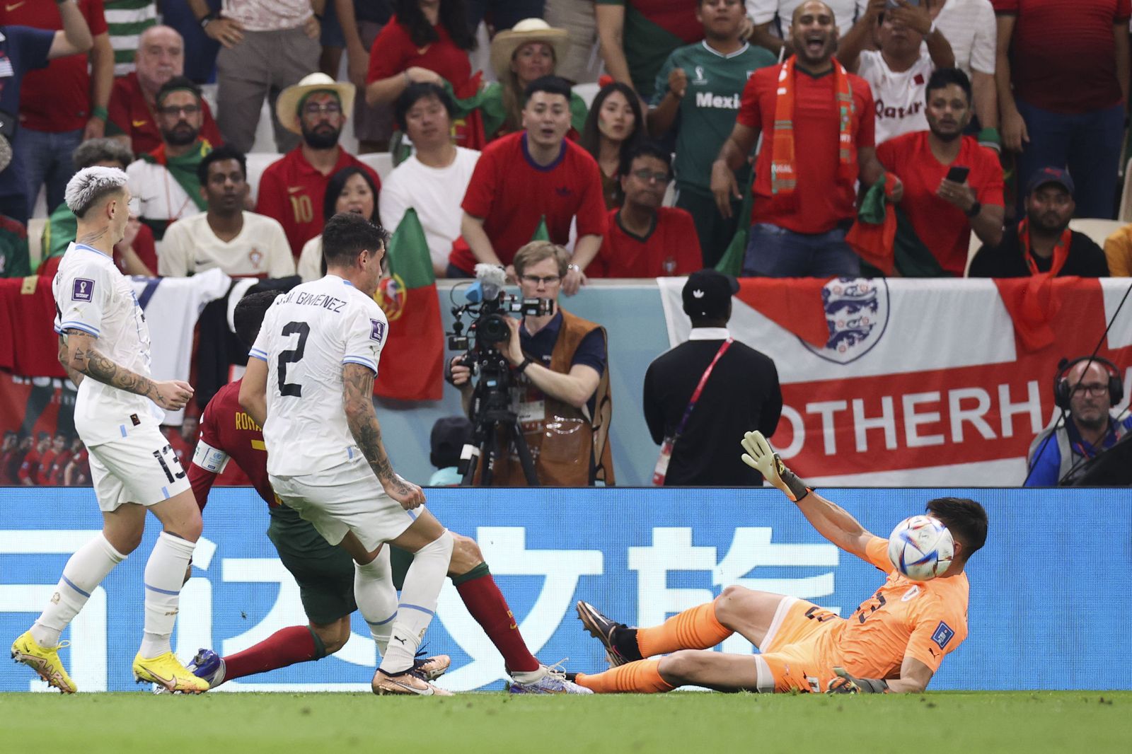 Las imágenes del Portugal - Uruguay