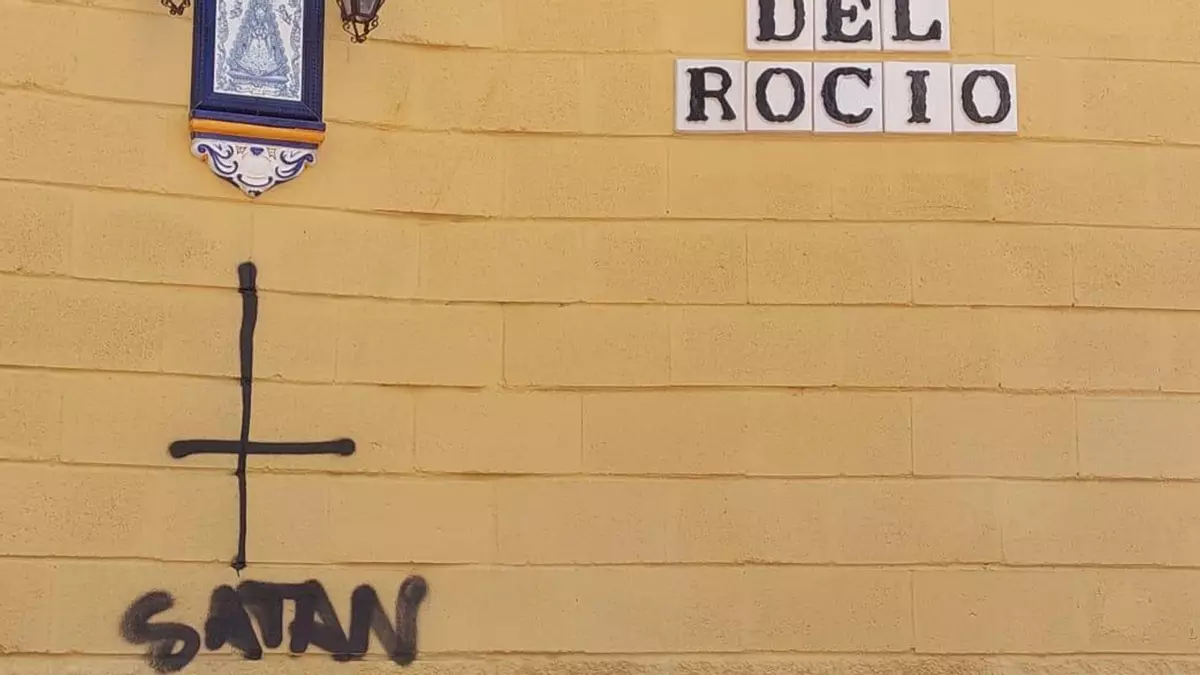 Acto Vandálico a la Hermandad del Rocío de Cádiz Acto Vandálico a la Hermandad del Rocío de Cádiz