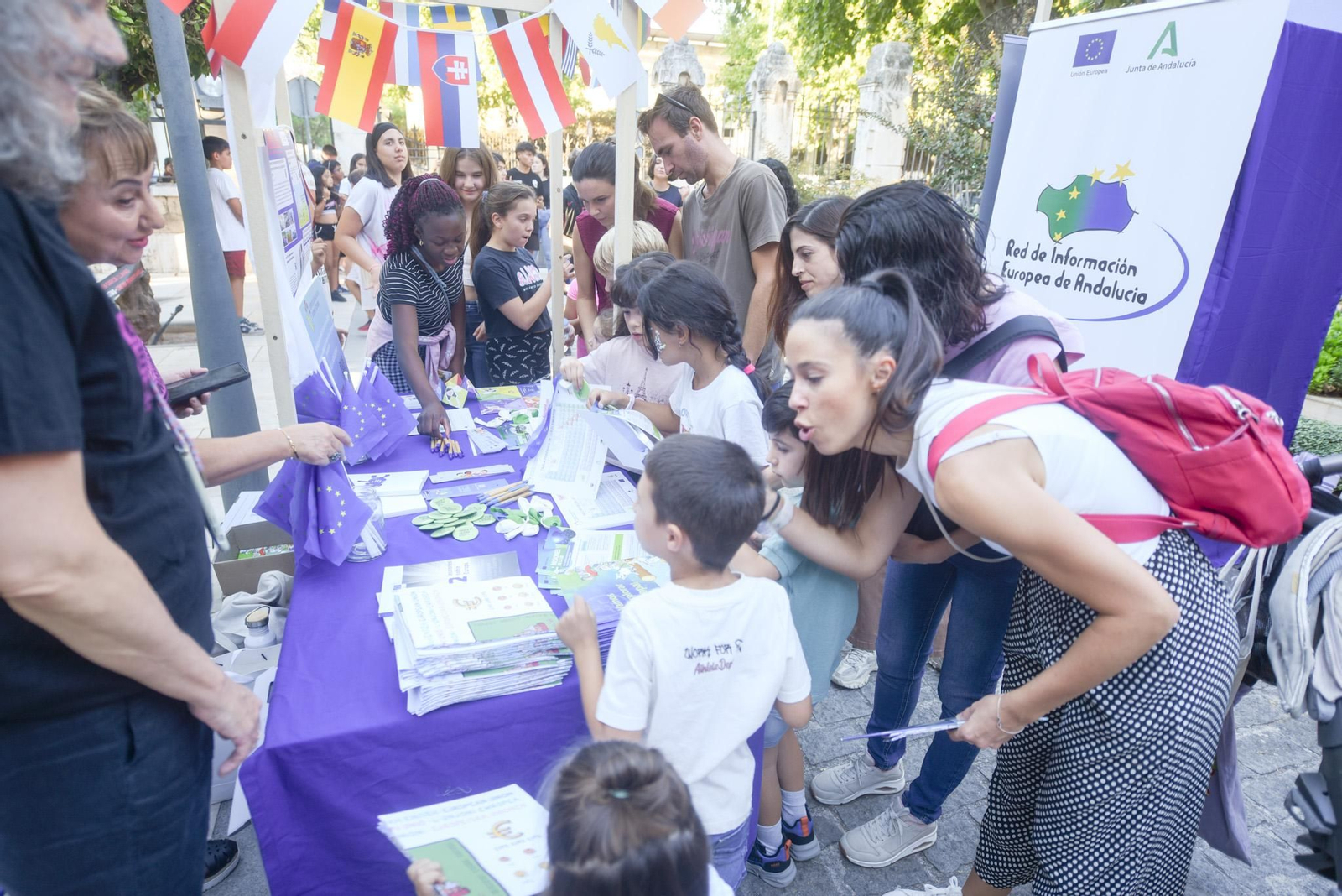 Las mejores fotos de la Feria de los Ingenios, el cierre de la Noche de los Investigadores en Córdoba