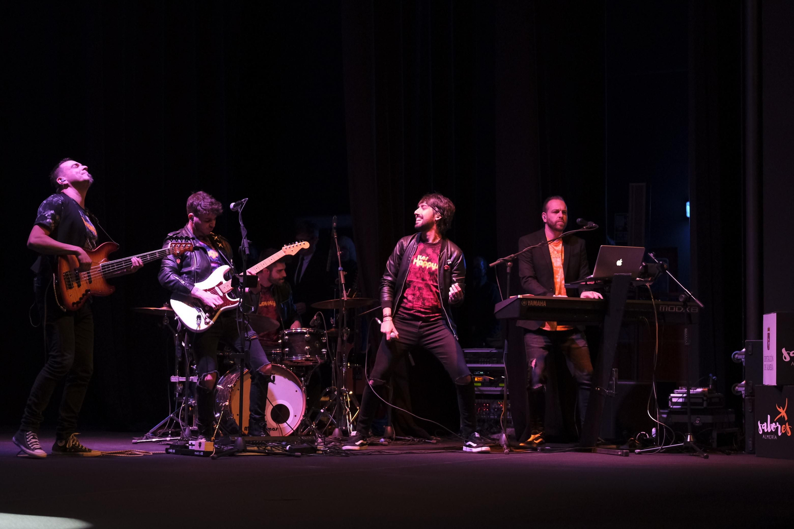 Imágenes de la II Gala Sabores Almería con David Bisbal. Vera