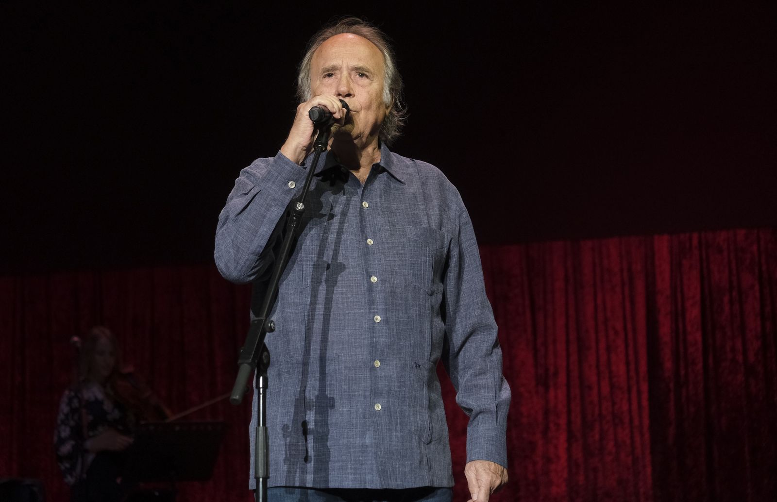 Las fotografías del concierto de despedida de Joan Manuel Serrat en Córdoba