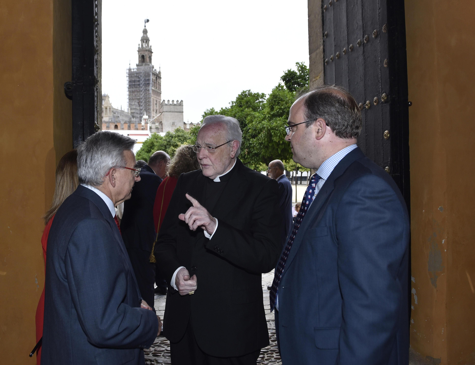 Los asistentes al VII Premio Manuel Clavero