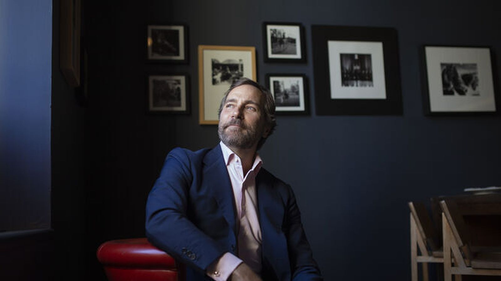 El ex embajador James Costos, en Sevilla