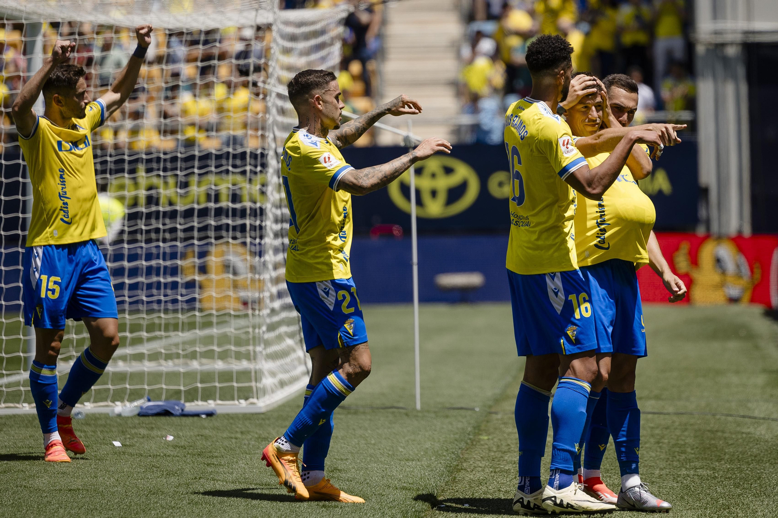 Las imágenes del partido entre el Cádiz C.F y el Getafe