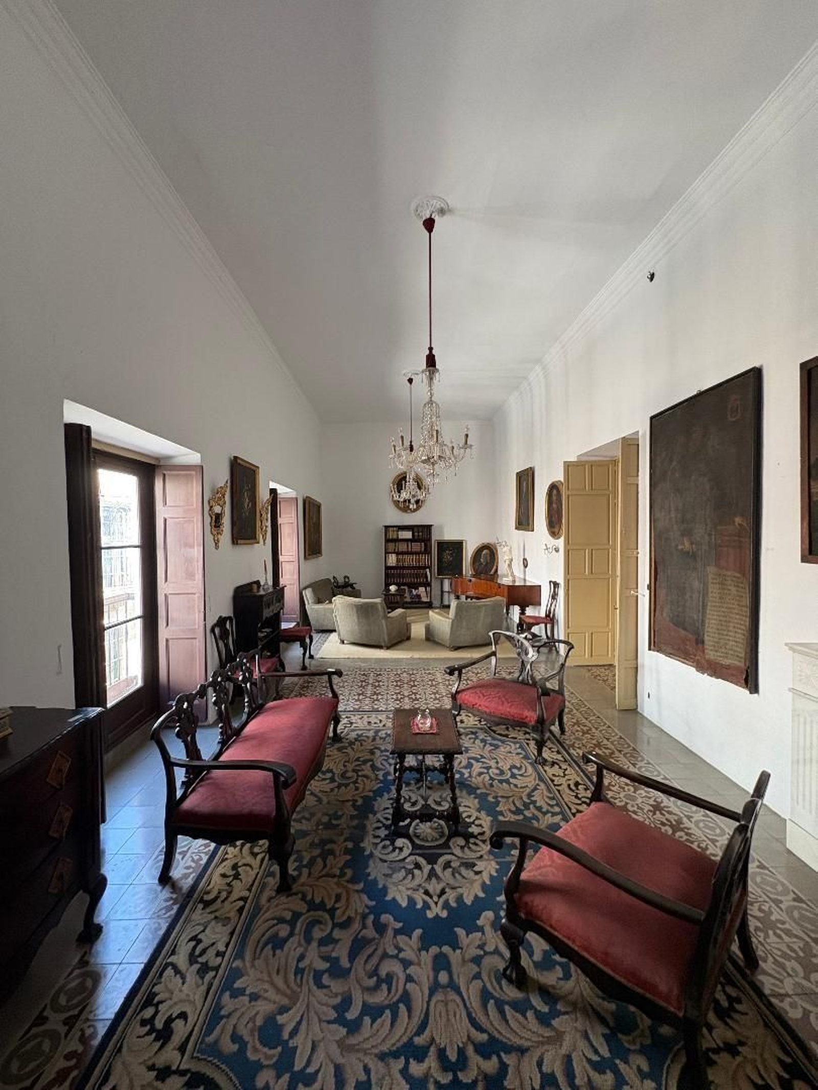 De andar por casa: las imágenes de una vivienda jerezana con mucha solera