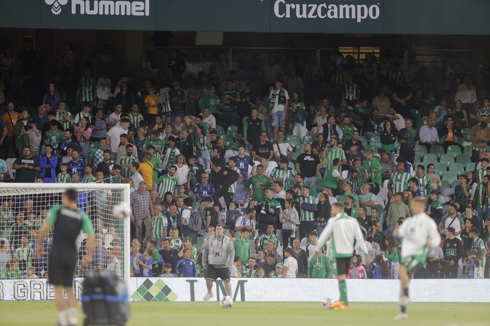 Búscate en las fotos de Betis-Getafe