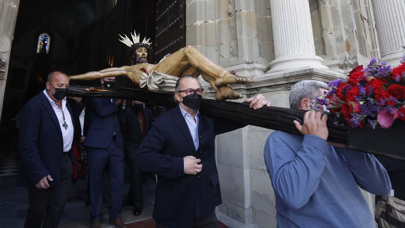 Las imágenes del Viernes Santo en Tarifa: Siete Palabras