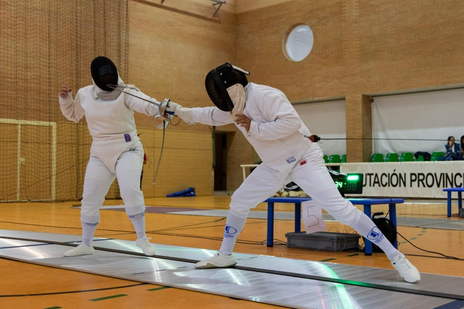 En imágenes: inclusión y espectáculo deportivo en la X Torneo de Esgrima Ciudad de Jaén