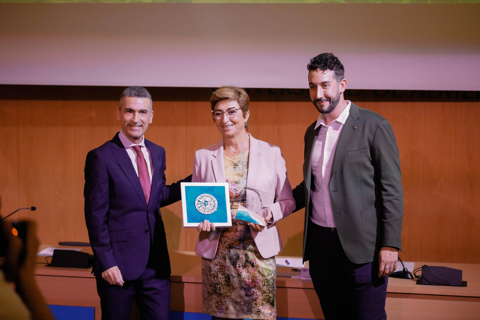 Entrega de distinciones en Salud UAL, en imágenes