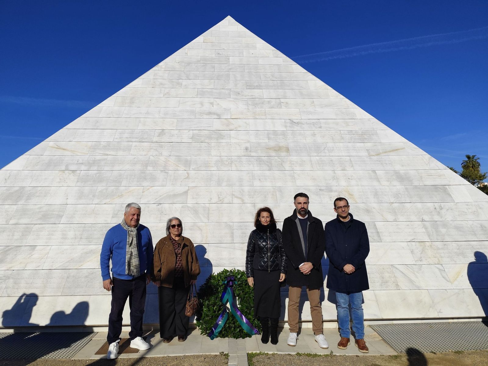 El PSOE en el homenaje a las más de 2.800 personas represaliadas en el cementerio de San Rafael de la capital