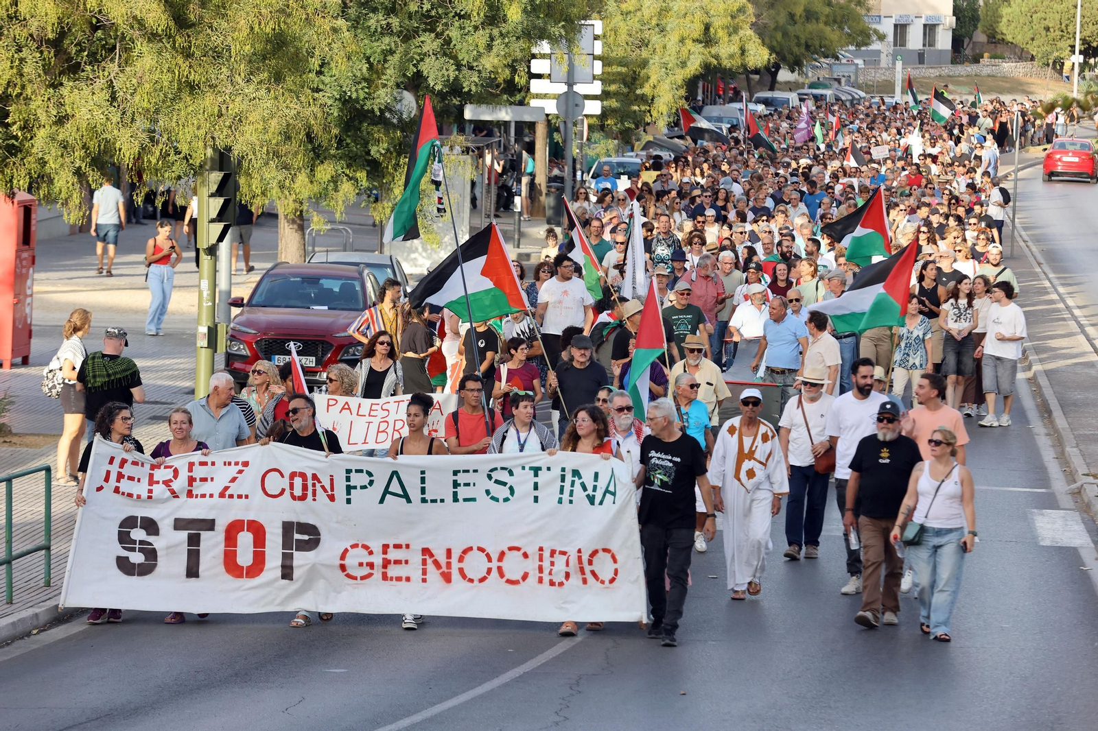 Imágenes de la manifestación 'Jerez con Palestina STOP Genocidio'