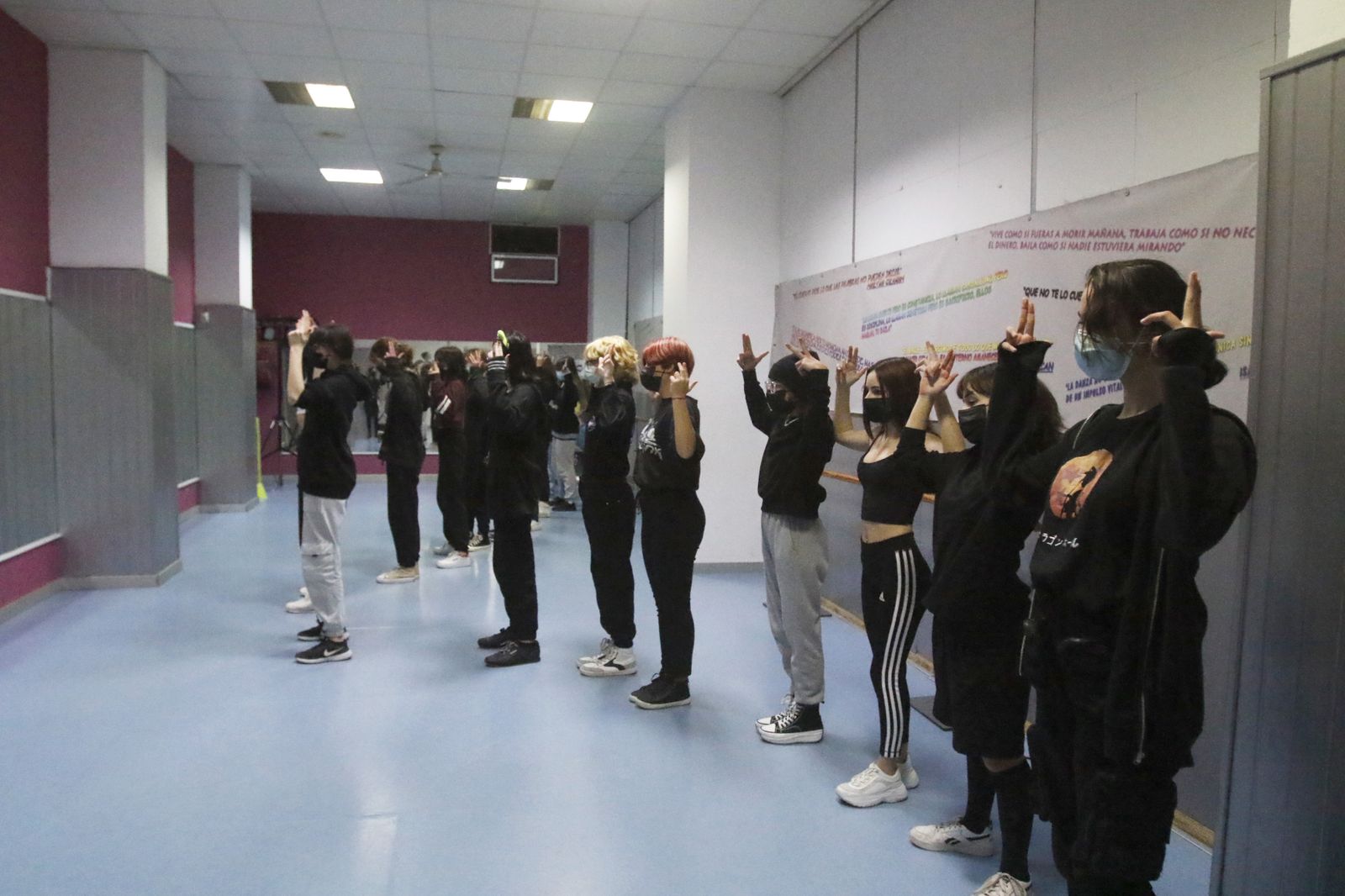 Las fotografías de una clase de K-pop en Córdoba, el baile coreano de moda