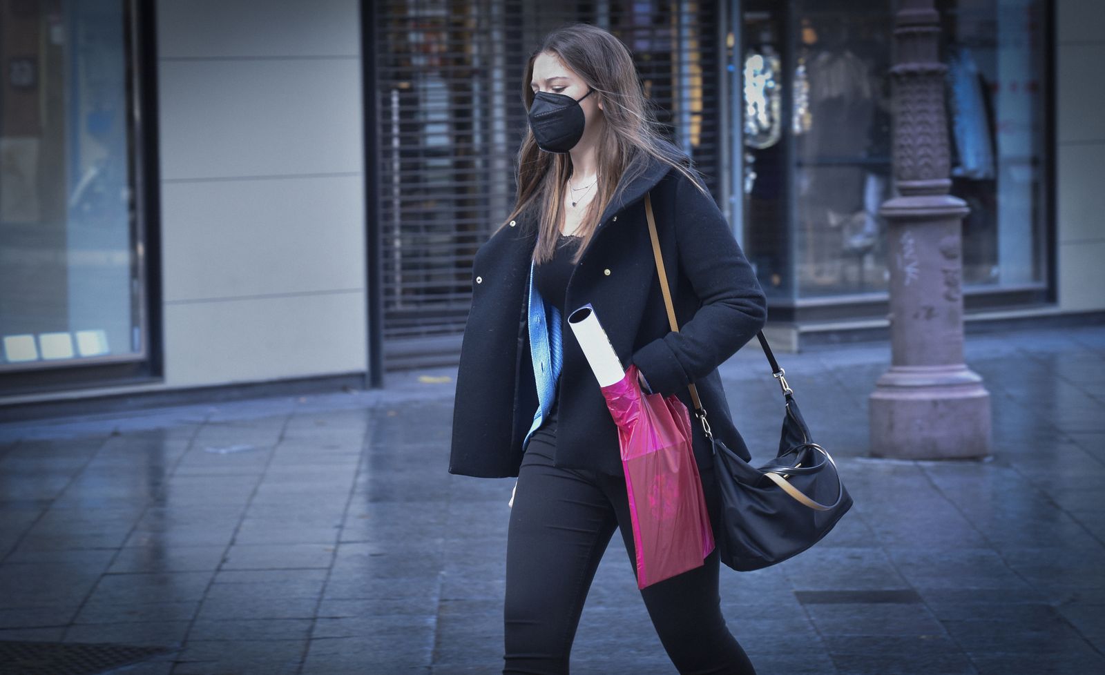 Luces y sombras en un buen puente para el comercio y la hostelería