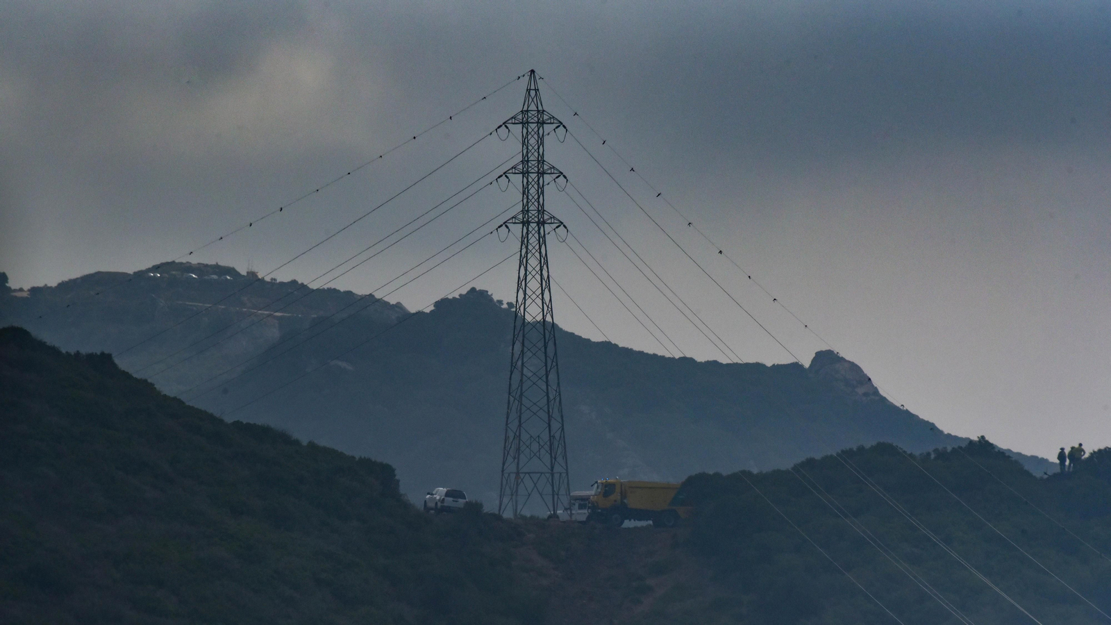 Las fotos del segundo dia del incendio en El Cuartón