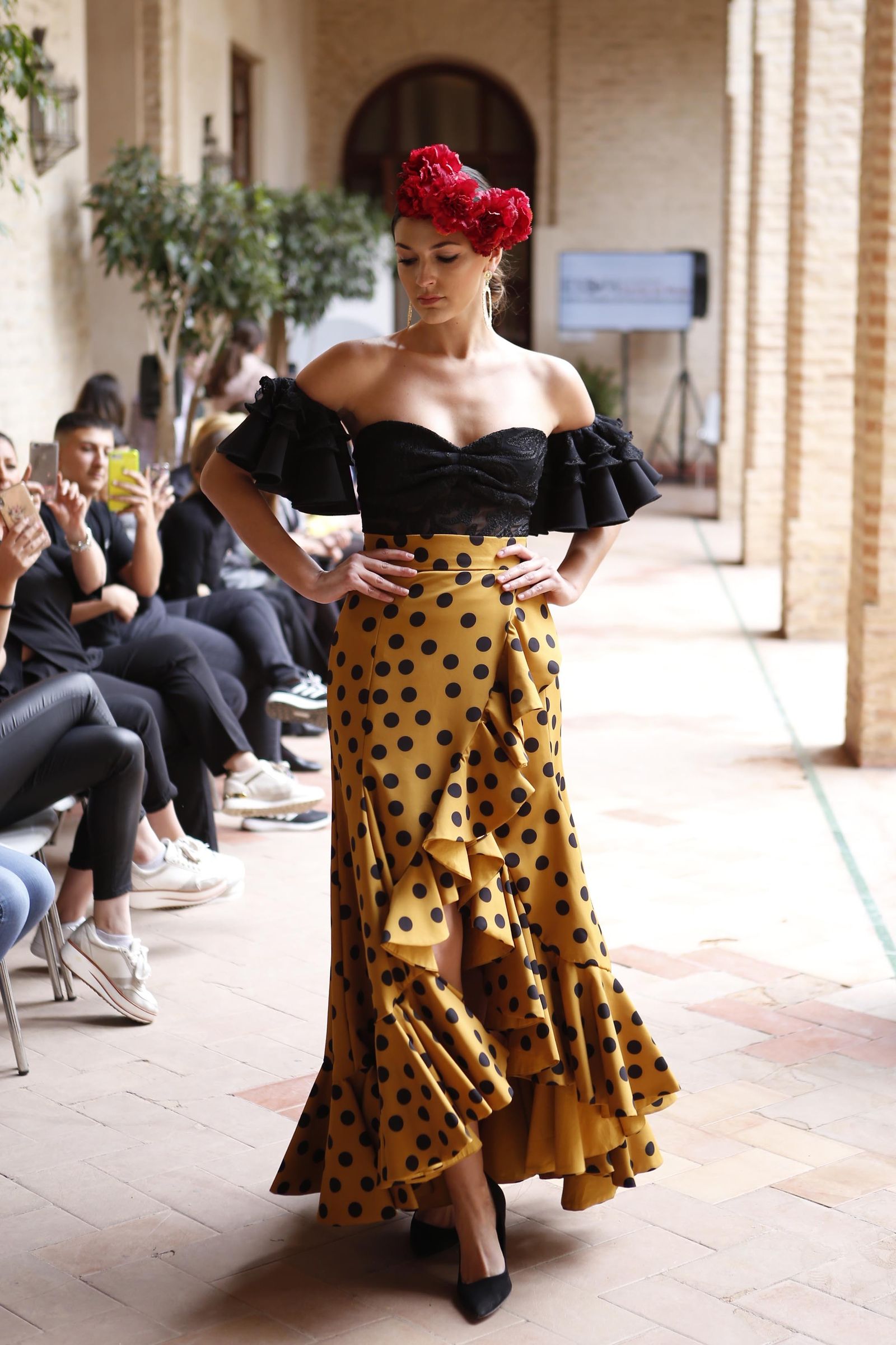 Pasarela Wappíssima 2019: primer desfile colectivo de los alumnos de ESSDM. Diseño de Verónica Granero.