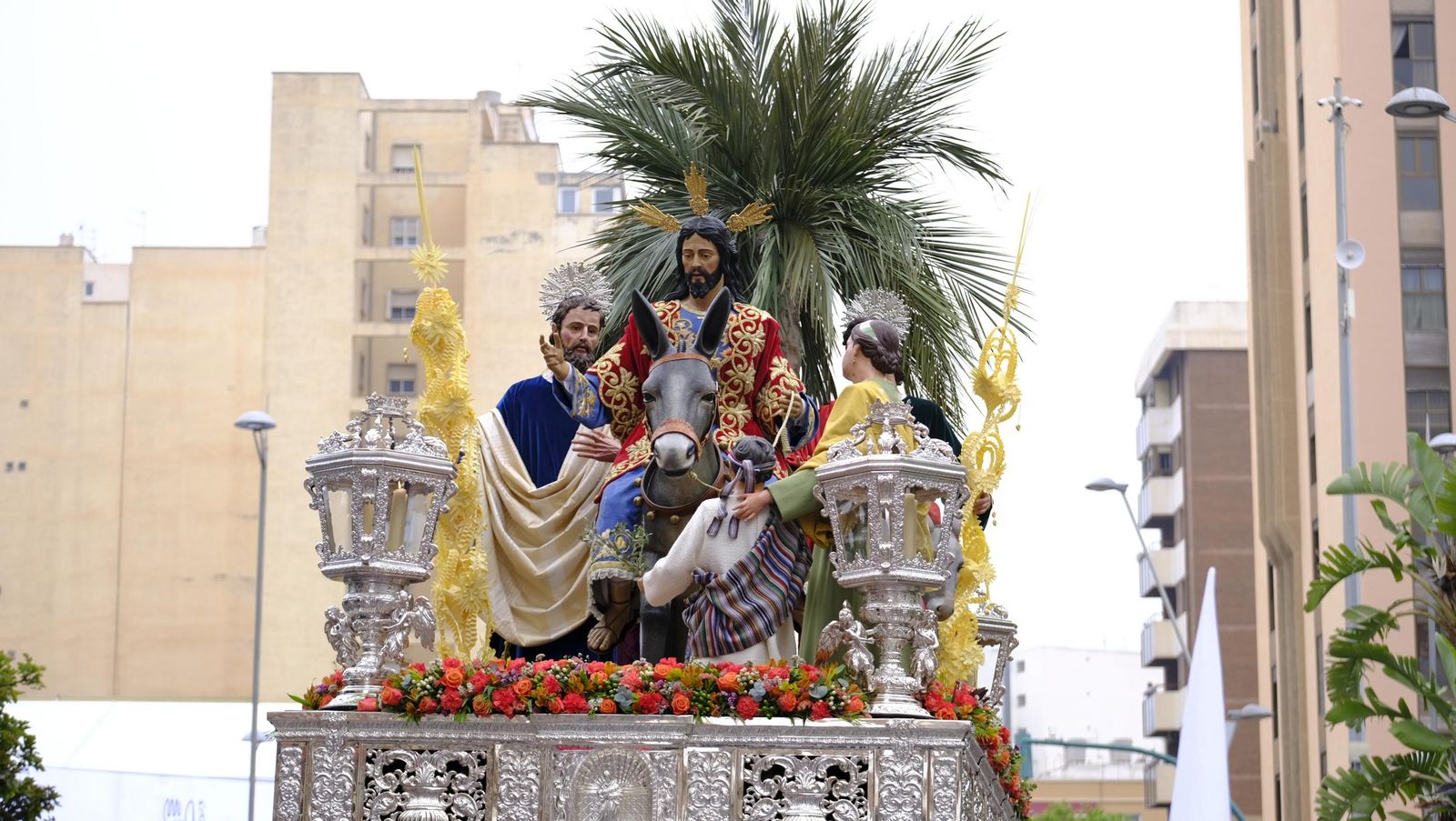 La Borriquita en la Semana Santa de Almería 2025, en imágenes