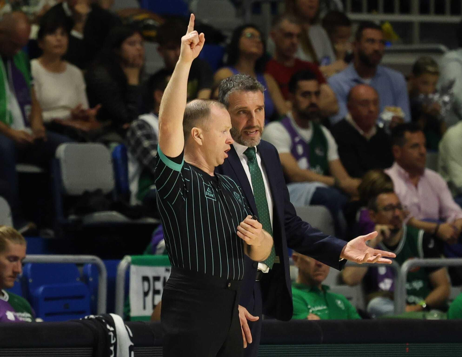 El Unicaja-Cholet Basket, en imágenes