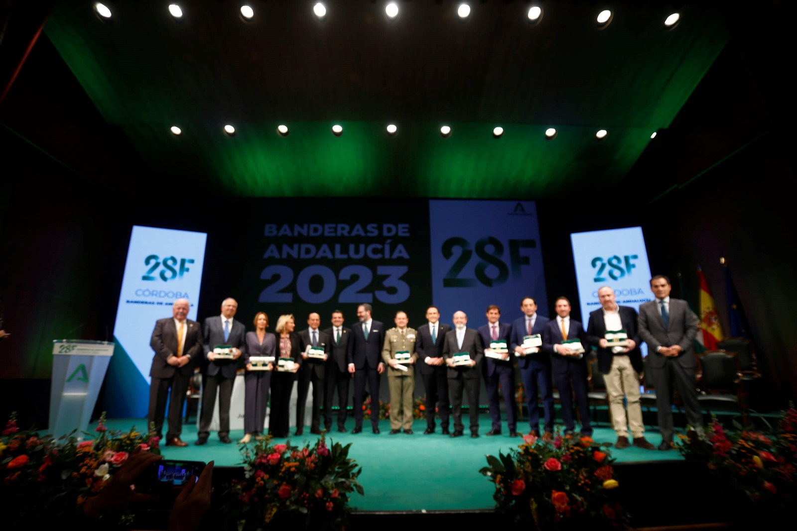 La entrega de las Banderas de Andalucía en Córdoba por el 28F, en imágenes