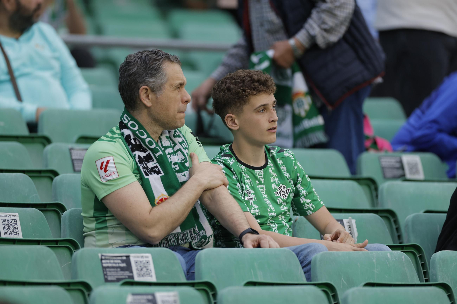 Búscate en las fotos del Betis - Jagiellonia