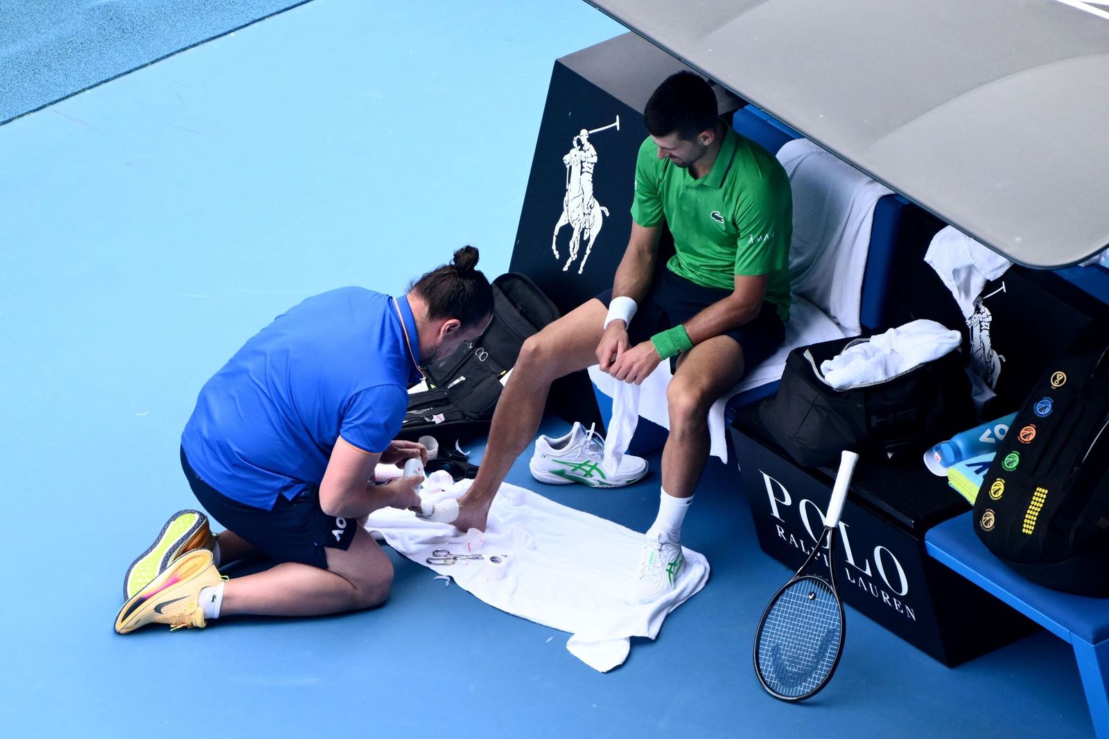 Las fotos de la retirada de Musetti ante Djokovic y del resto de cuartos de final