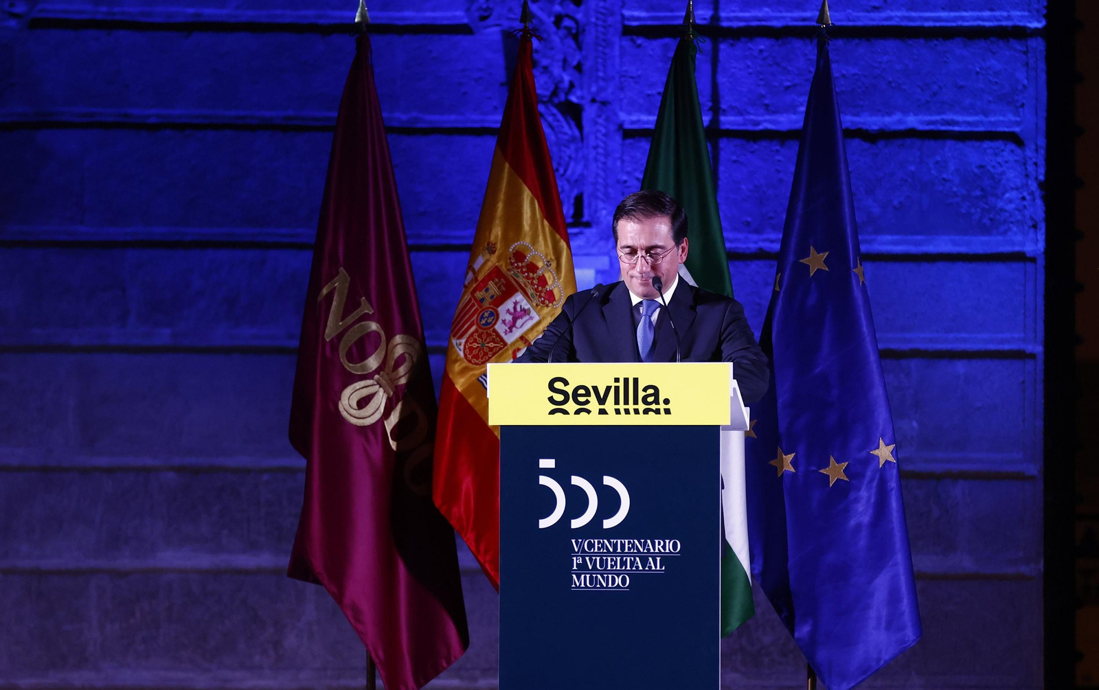 El Rey en el Alcázar de Sevilla con motivo de  los actos del V Centenario de Magallanes y ElCano, en imágenes