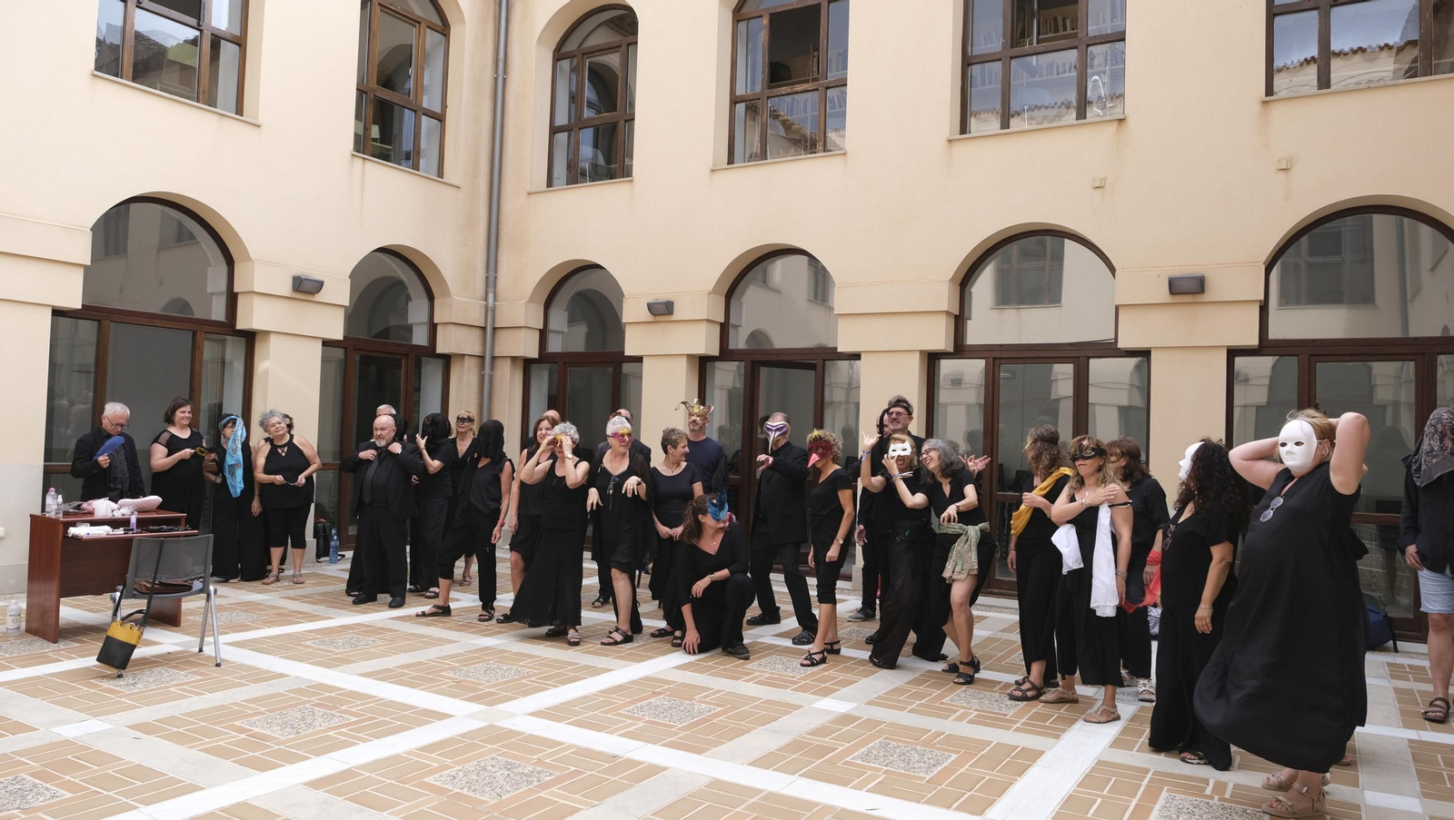Pruebas de vestuario y maquillaje de la ópera del Festival de Vélez Blanco, en imágenes