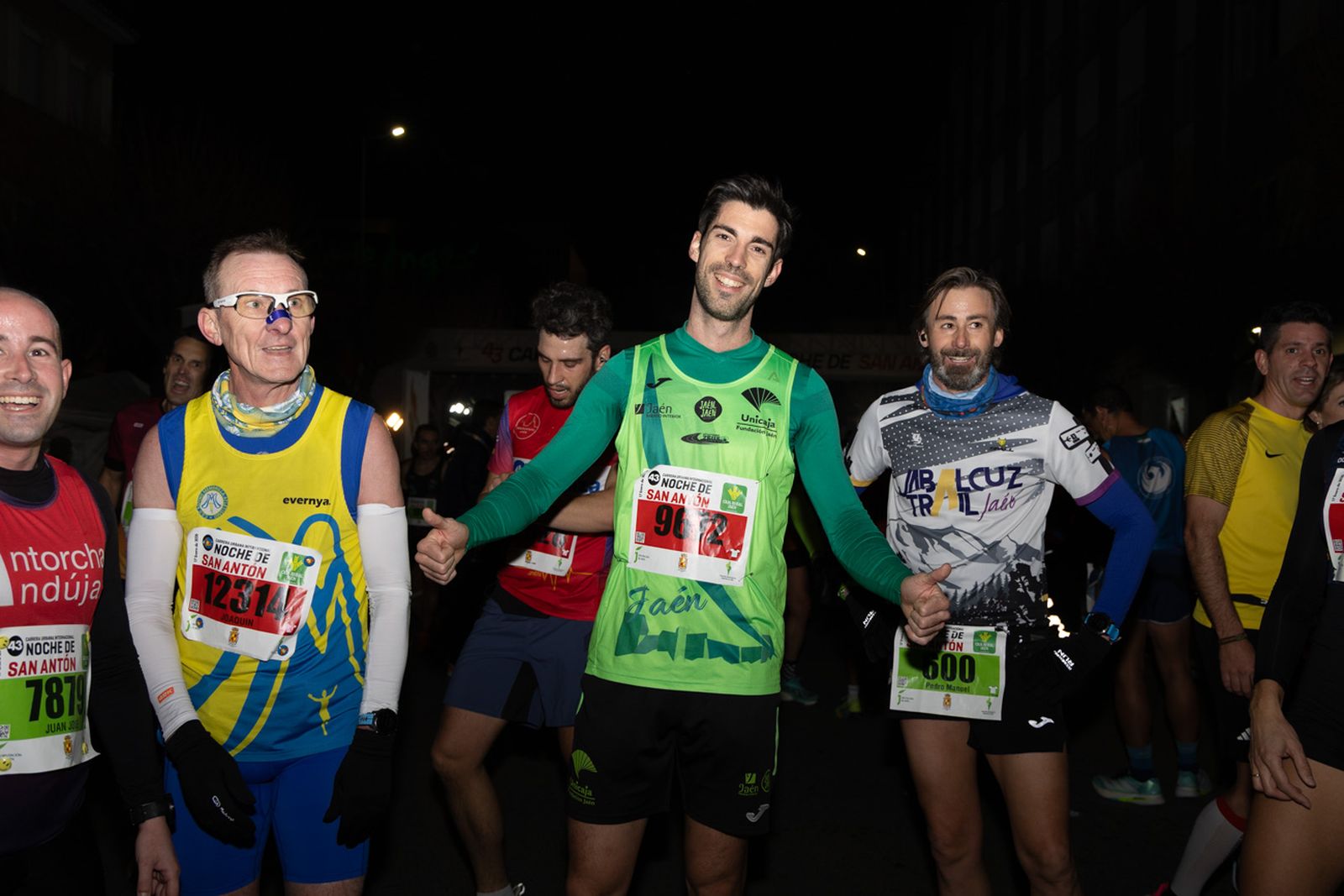 En imágenes: búscate en tu llegada a meta de la Carrera de San Antón 2026