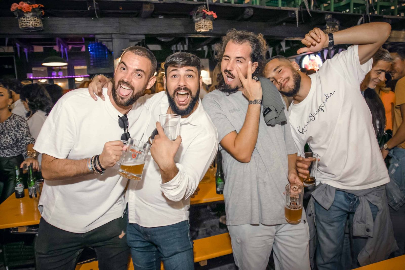 Búscate en el OktoberFest de Plaza Canterbury del sábado 8