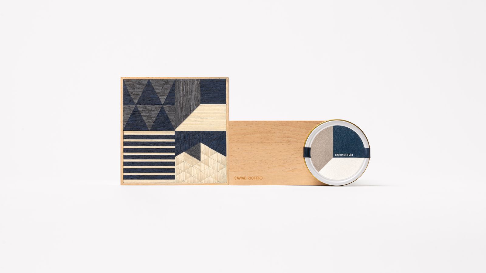 Piedra, representa la piedra caliza y la purificación que ejerce sobre el agua.