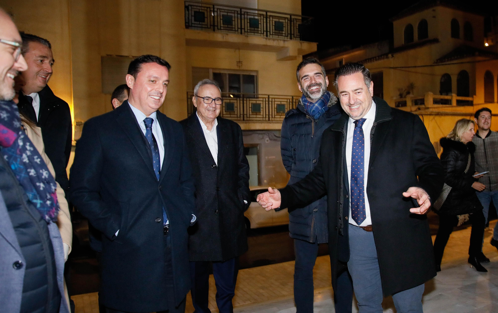 Imágenes de la inauguración de la plaza Almería en Macael