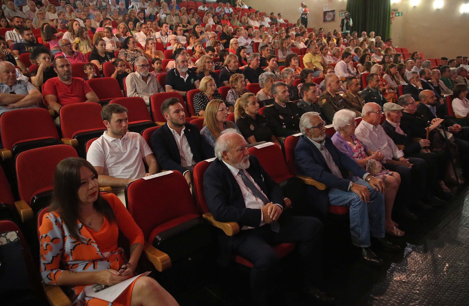 Fotos del pleno institucional de honores y distinciones por el 317º aniversario de San Roque