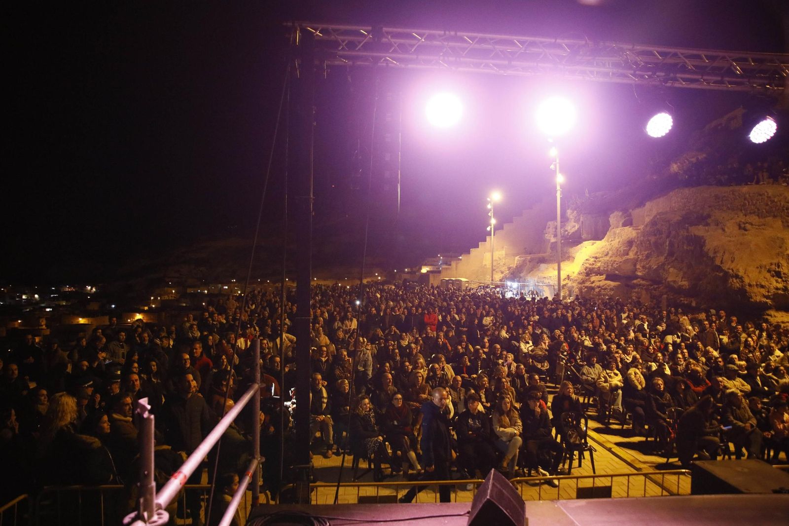La Noche de las Candelas del Mesón Gitano de Almería, en imágenes