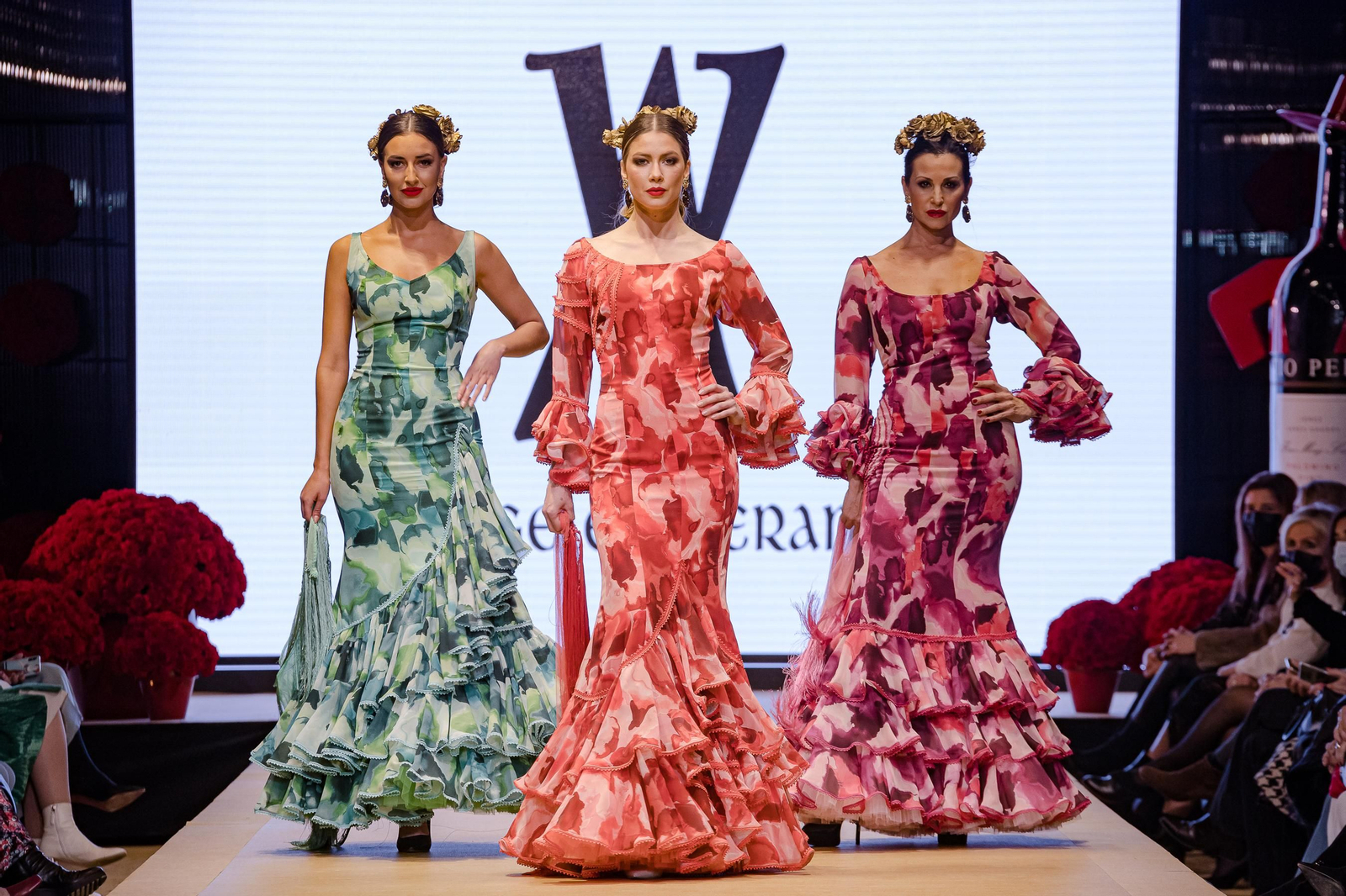 El desfile de Ángeles Verano en la Pasarela Flamenca de Jerez, todas las fotos