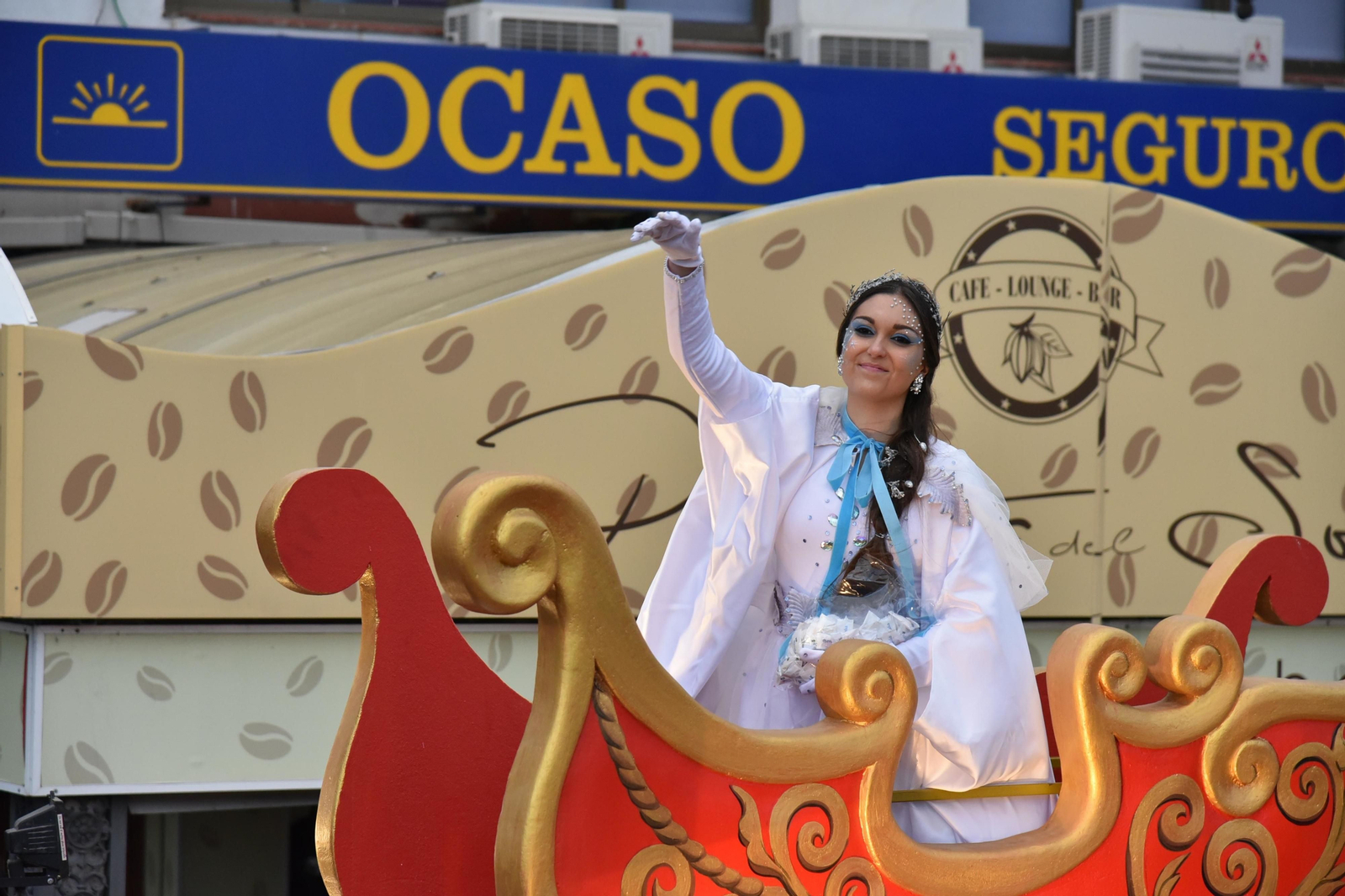 Imágenes de la Cabalgata de la ilusión en La Línea