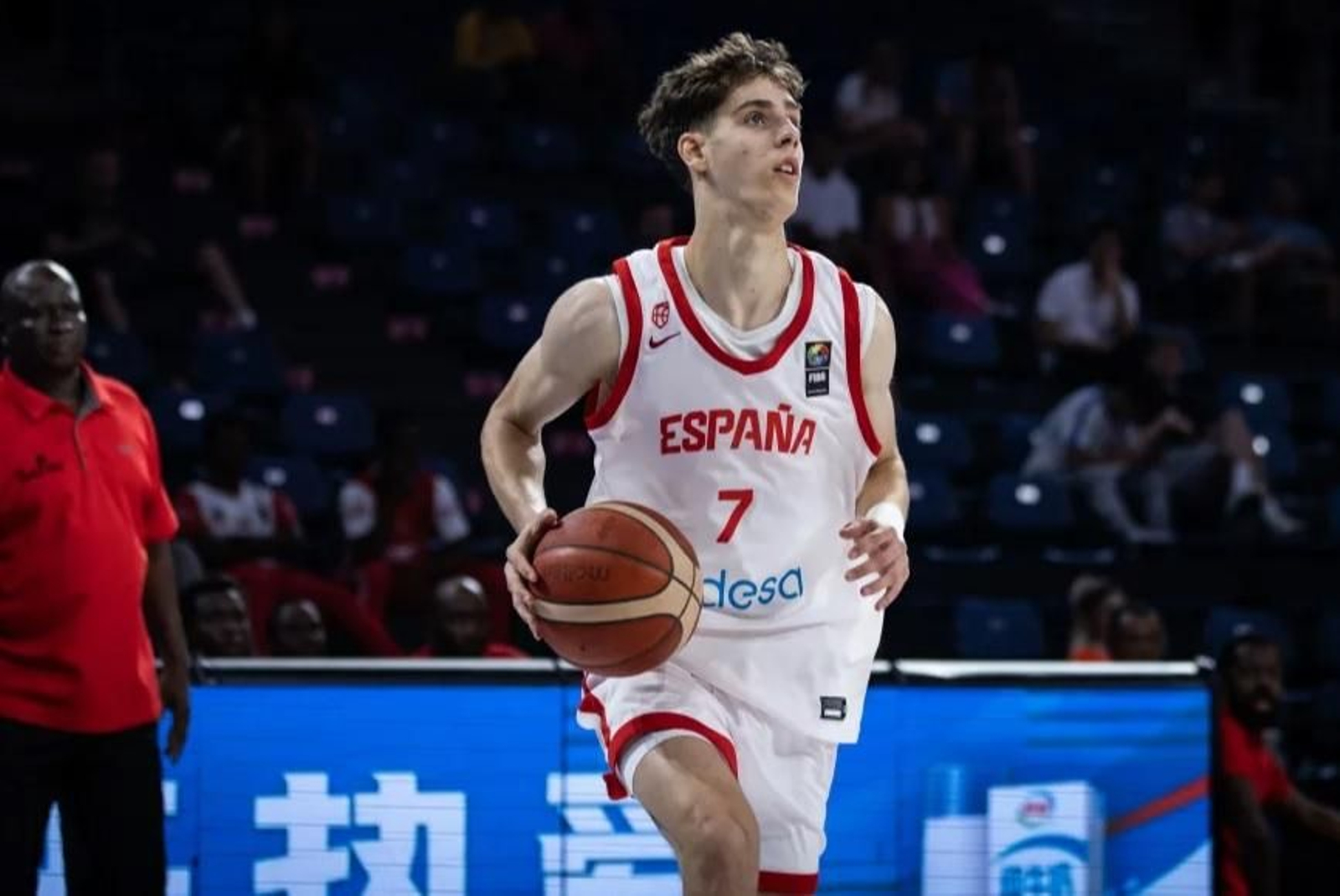 Guille del Pino, 17 puntos ante Guinea para guiar a España sub 17 a cuartos del Mundial