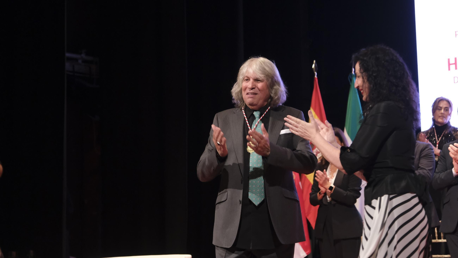 El cantaor José Mercé ya es Hijo Adoptivo de la Ciudad de Almería, en imágenes