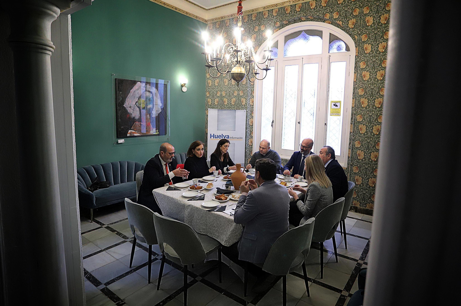 Imágenes de la tertulia cofrade "El Aguaó" de Huelva Información