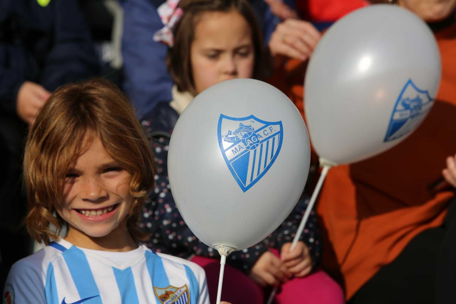 Las fotos del entrenamiento del Málaga a puerta abierta Las fotos del entrenamiento del Málaga a puerta abierta