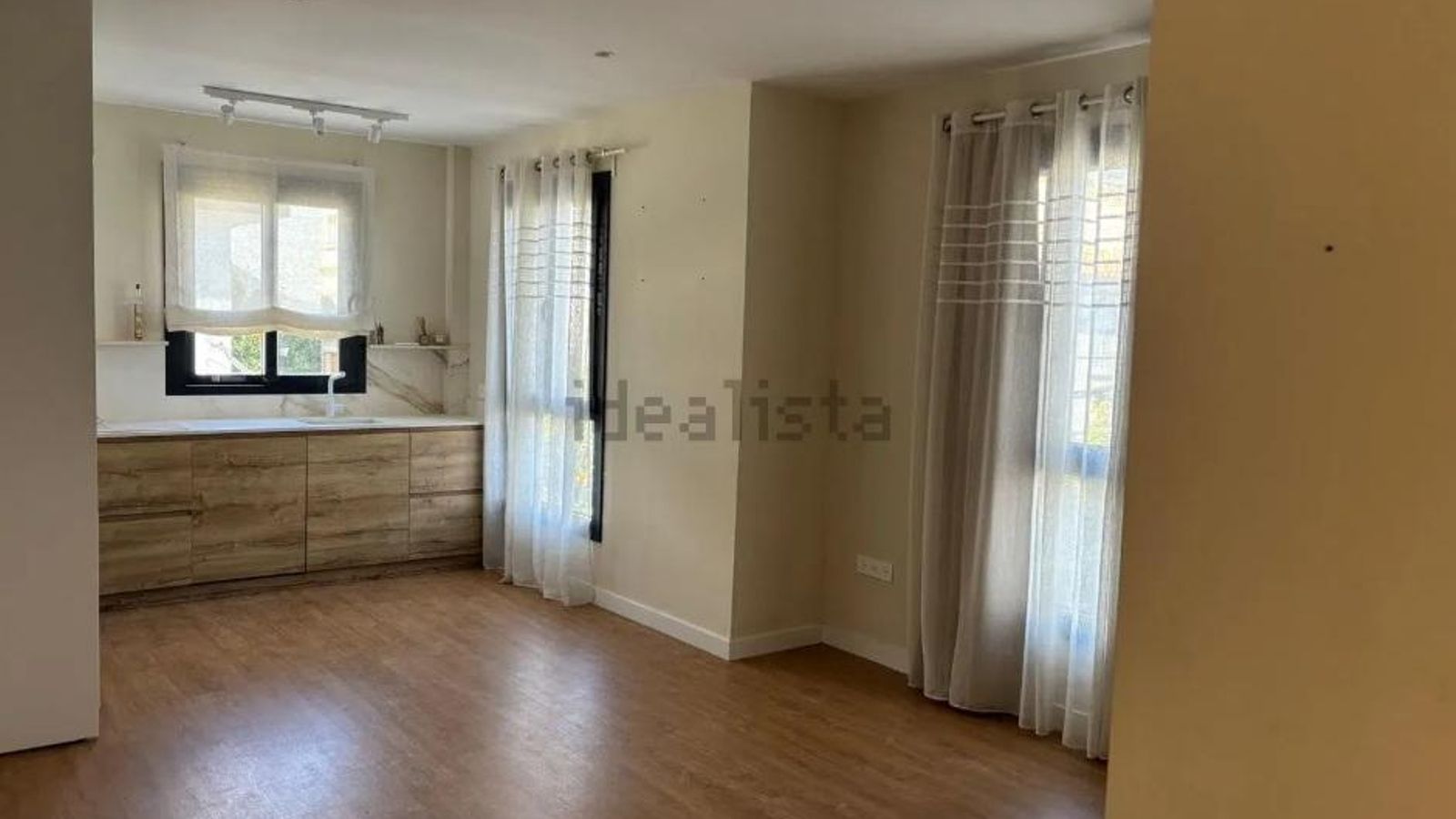 Ático en alquiler con opción a compra en Nervión.