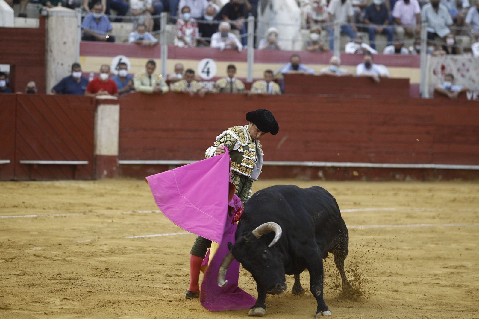 Fotogalería primera corrida de toros Feria de Almería