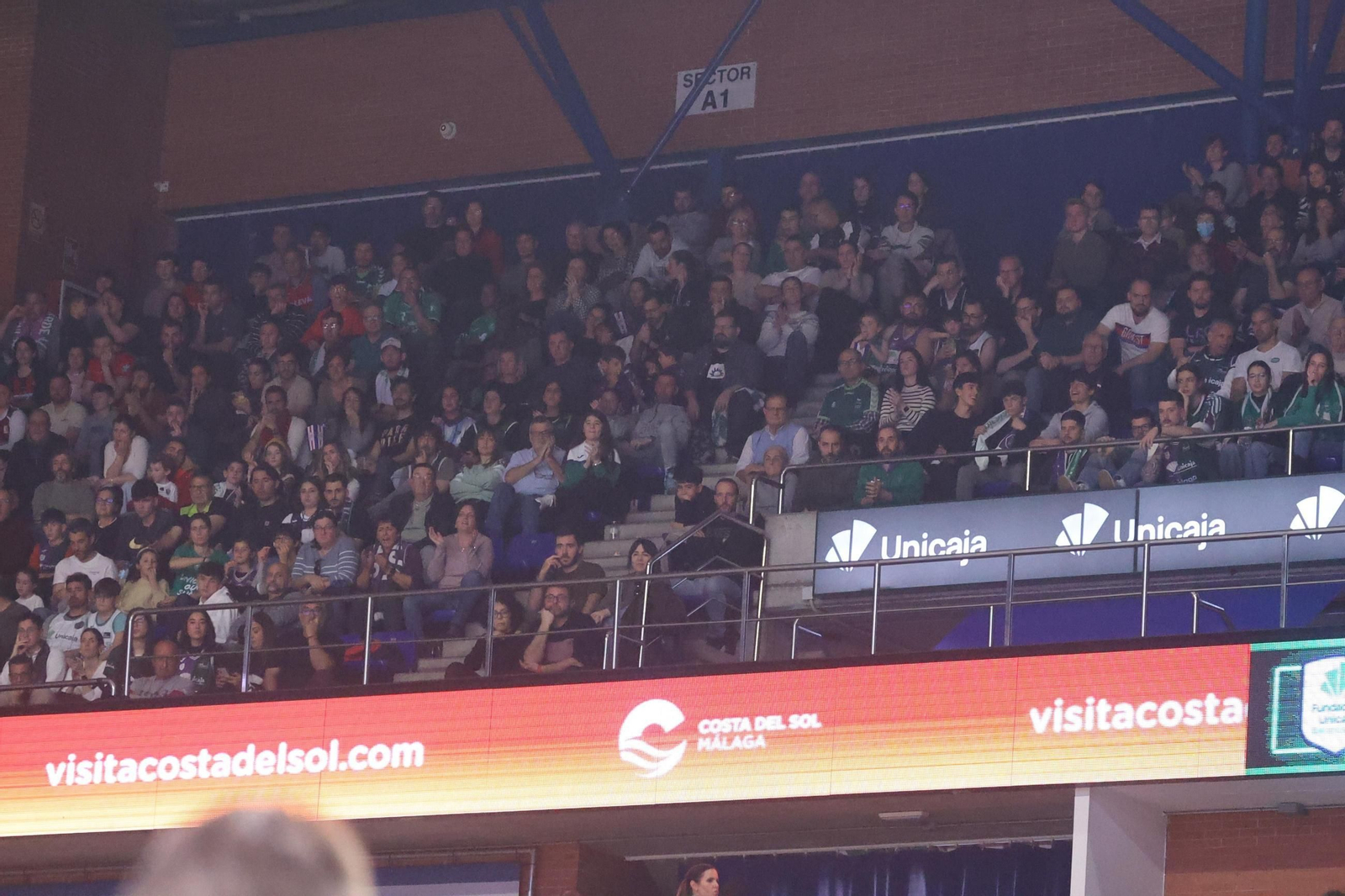 Búscate en las gradas del Carpena en el Unicaja-Covirán Granada