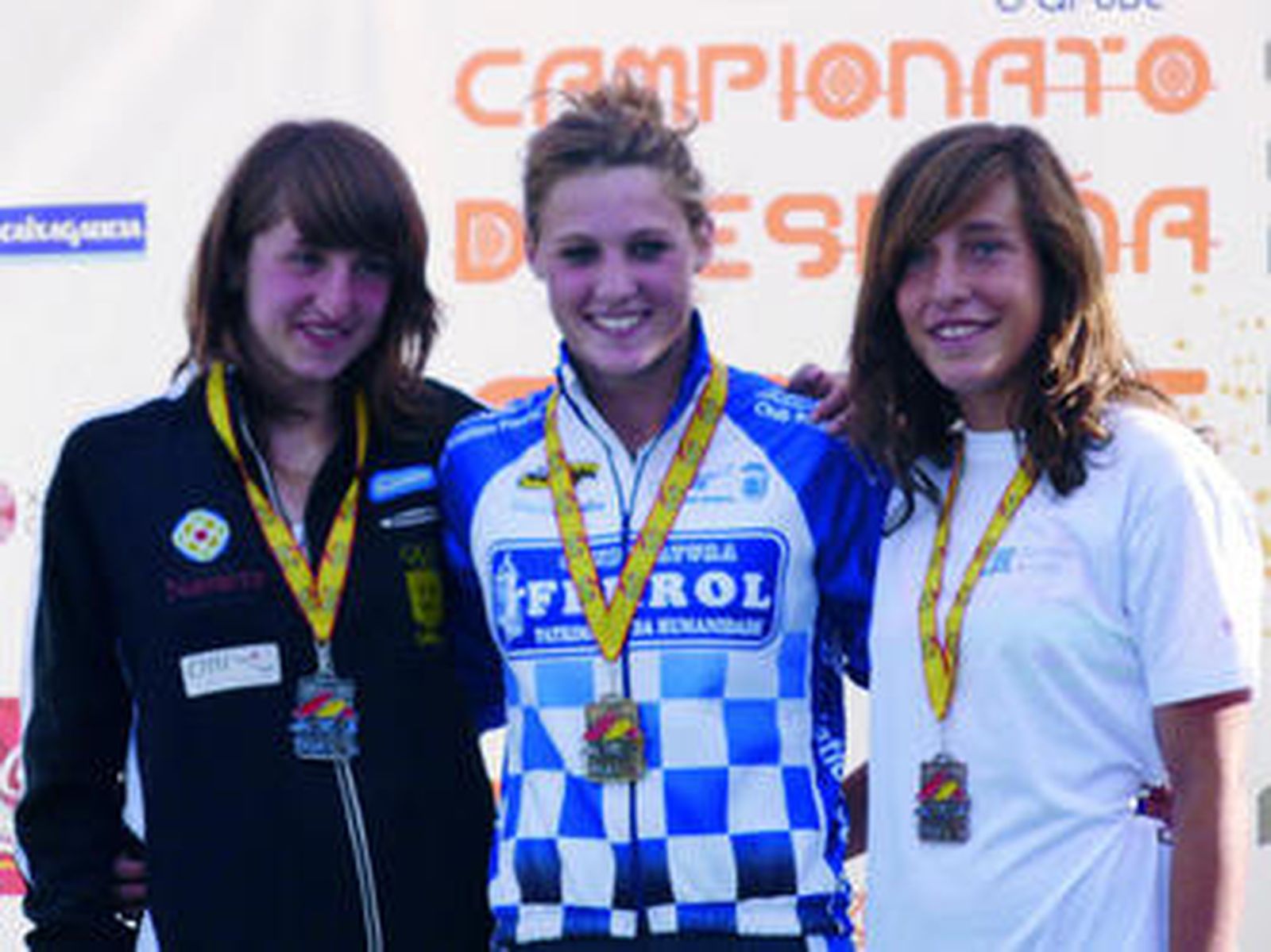 Las tres atletas, Patricia Ortega a la derecha, que subieron al podio en el Campeonato de España cadete.