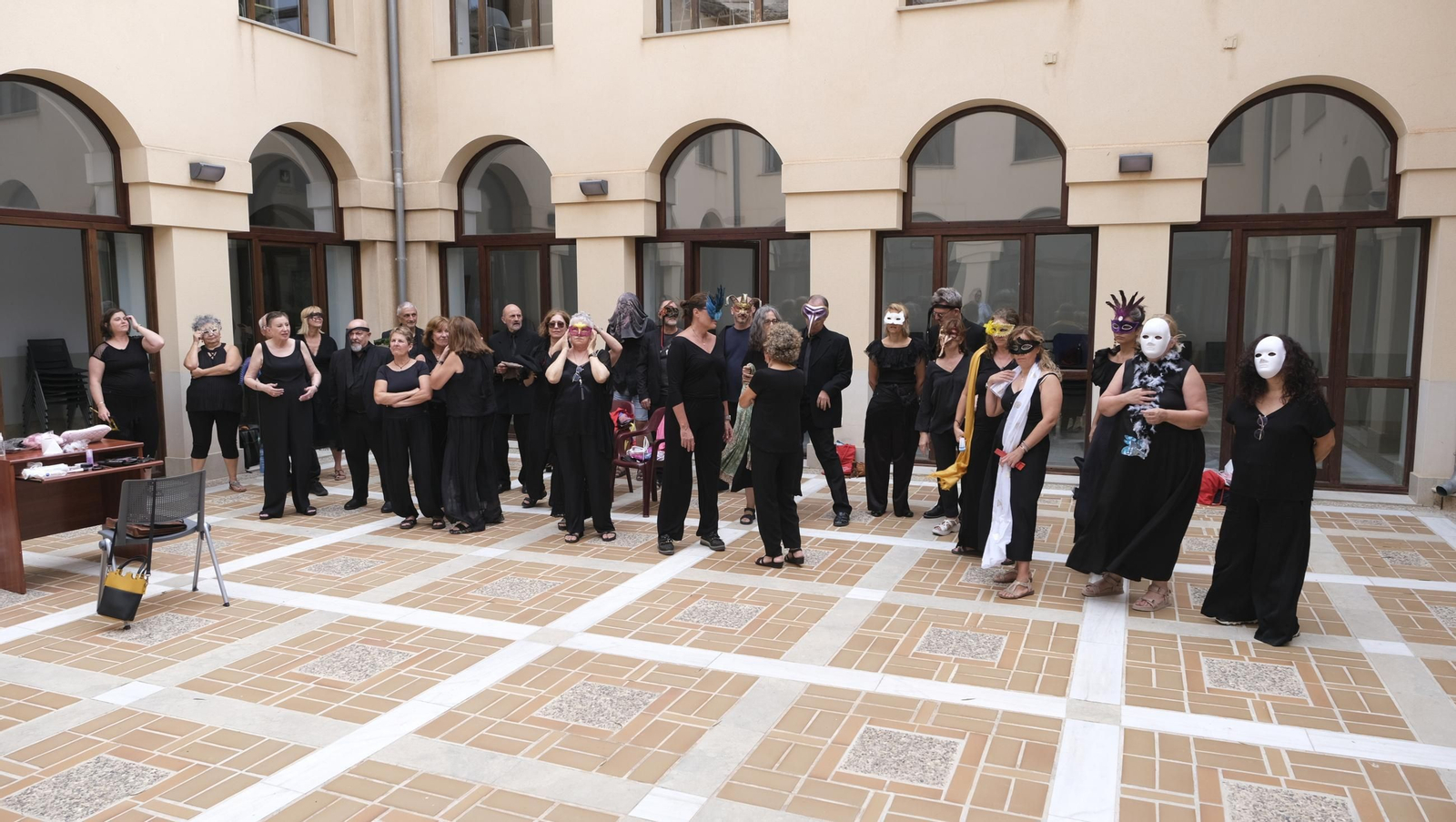 Pruebas de vestuario y maquillaje de la ópera del Festival de Vélez Blanco, en imágenes
