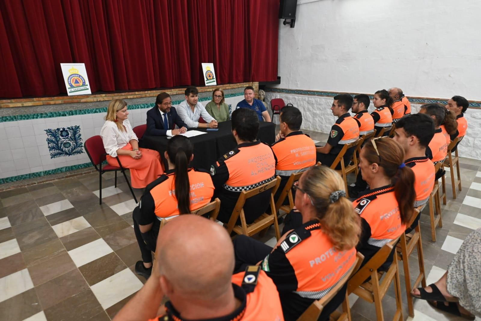 Imagen del inicio de la formación celebrada en la localidad de Huétor Santillán