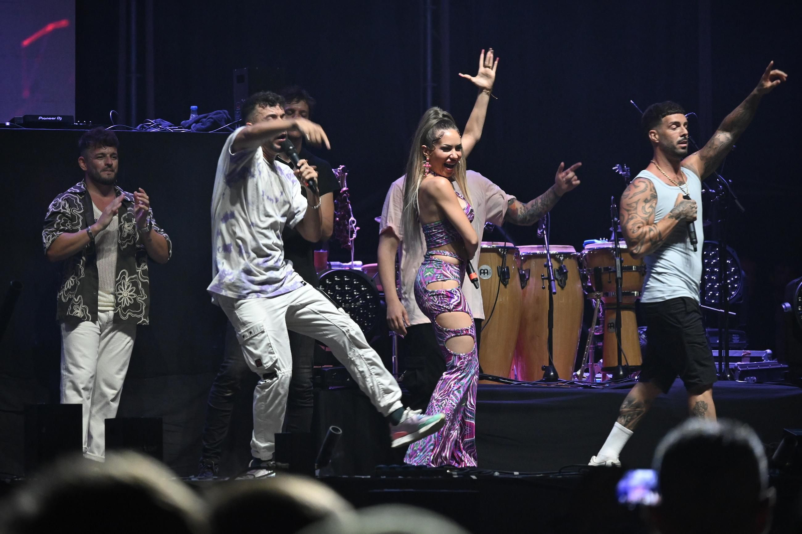 Imágenes del concierto de Sergio Contreras y Raule en las Colombinas