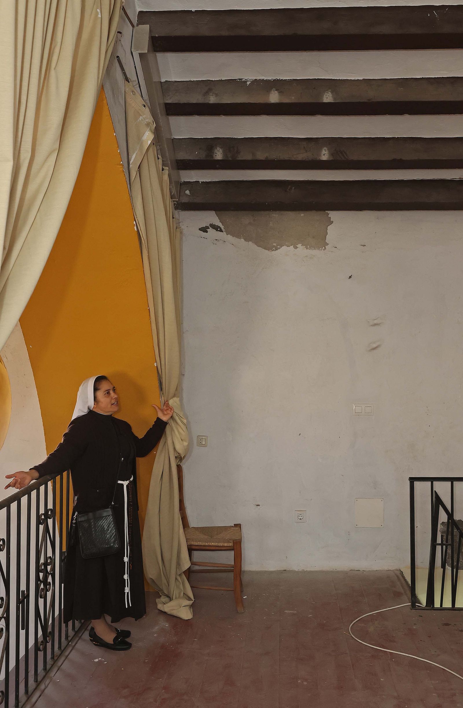 Imágenes de los desperfectos de la iglesia Nuestra Señora del Carmen en La Línea