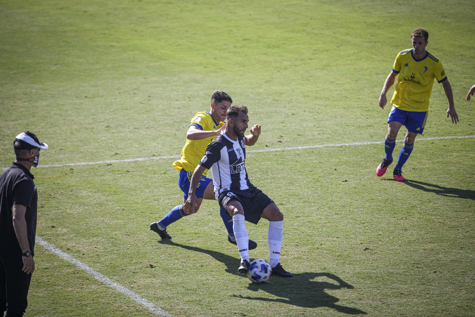 Las mejores fotos del Cádiz B-Real Balompédica (1-2)
