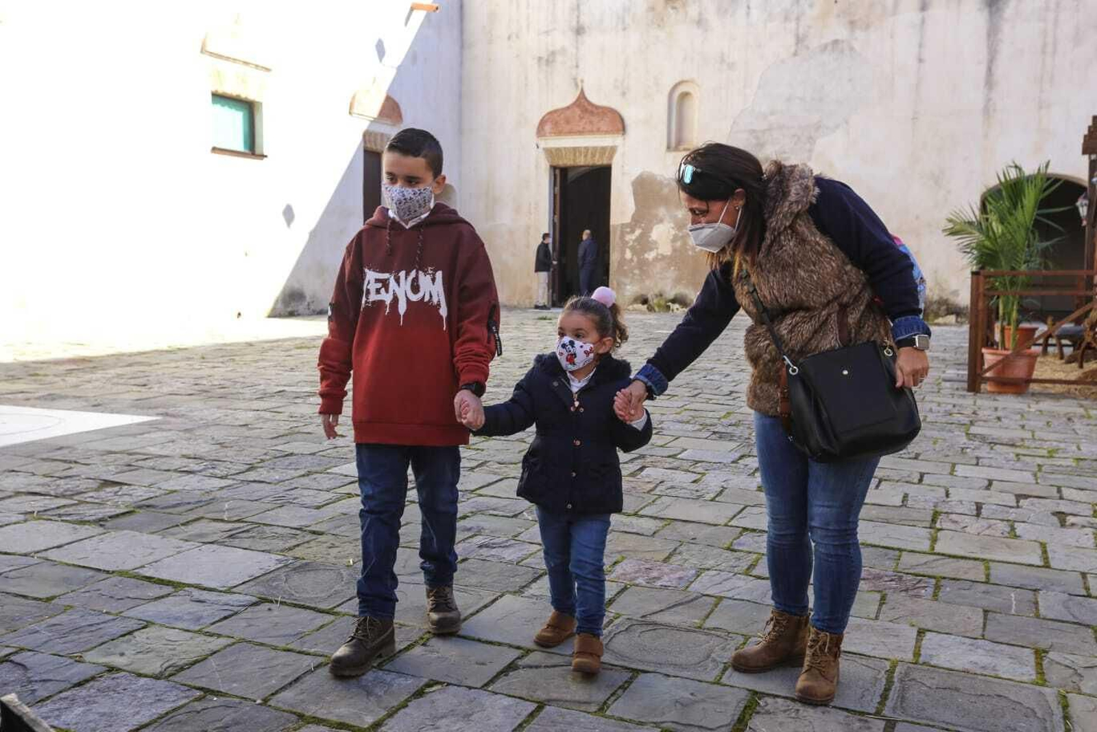 Primeras visitas a los Reyes Magos en San Fernando.