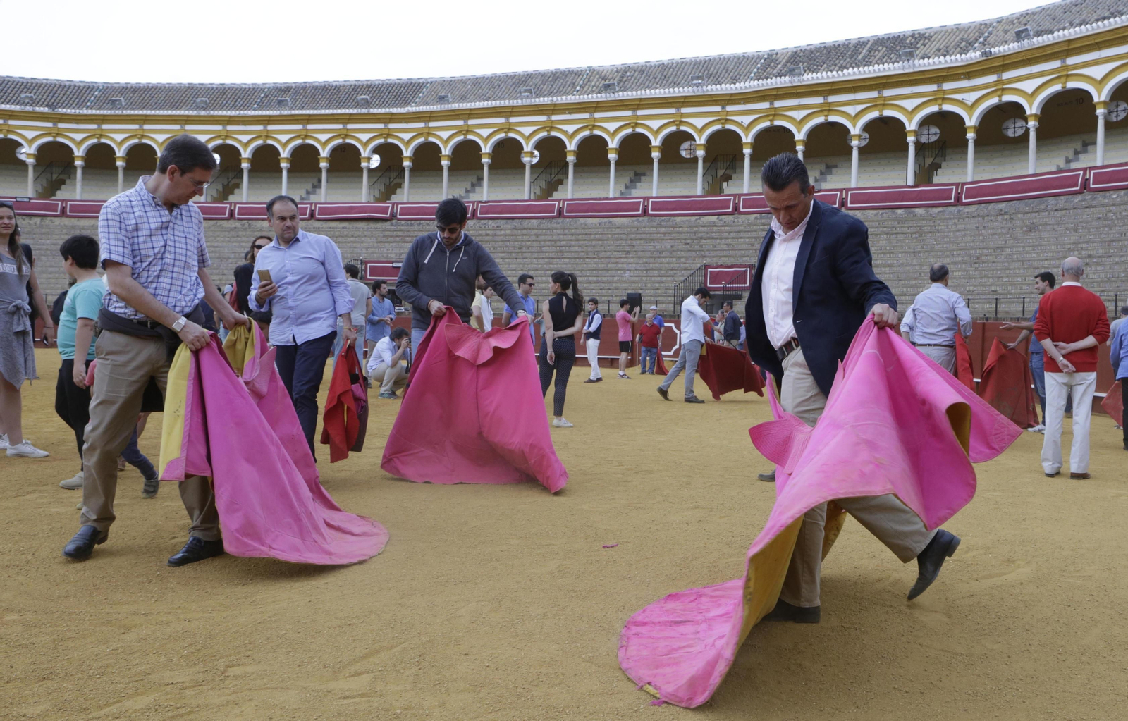 La jornada de puertas abiertas en la Maestranza, en imágenes